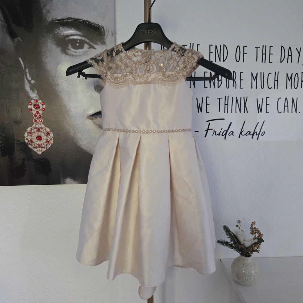 Rare Editions Elegant Cream Lace Kids Dress Size 6